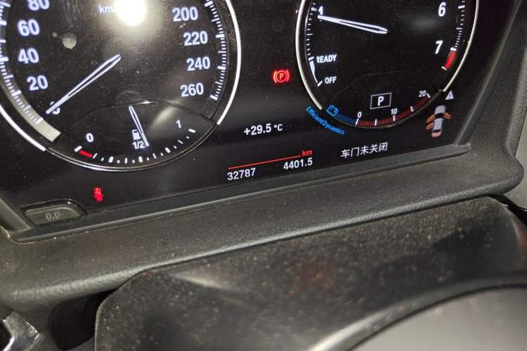 Used BMW 1 Series 2019 118i M Sport Package Odometer Close Up