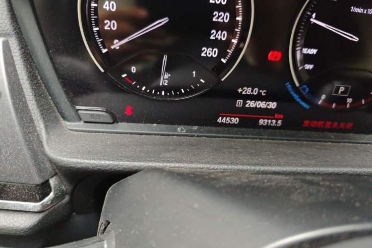Used BMW 1 Series 2019 118i M Sport Package Odometer Close Up