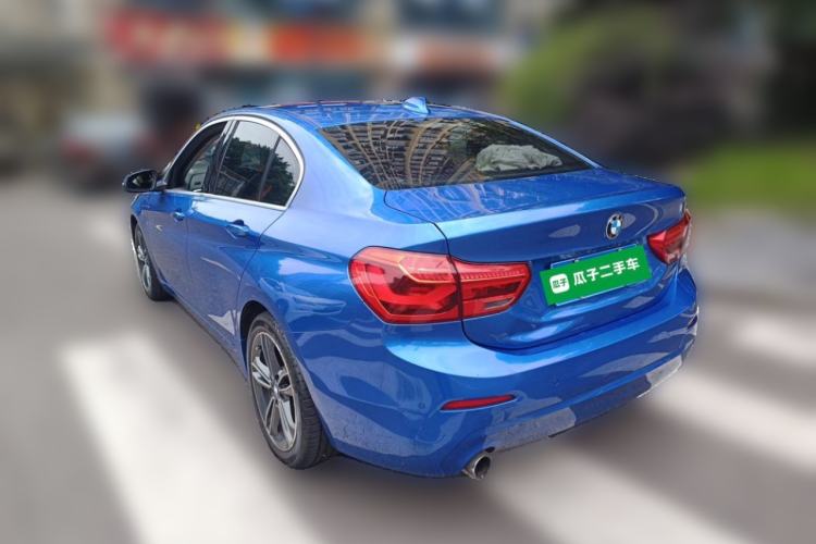 Used BMW 1 Series 2019 118i Fashion Model Rear Left 45 Deg