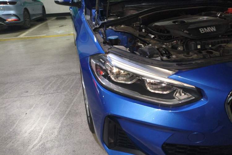 Used BMW 1 Series 2019 118i M Sport Package Right Front Headlight