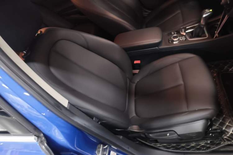 Used BMW 1 Series 2019 118i Fashion Model Right Front Seat