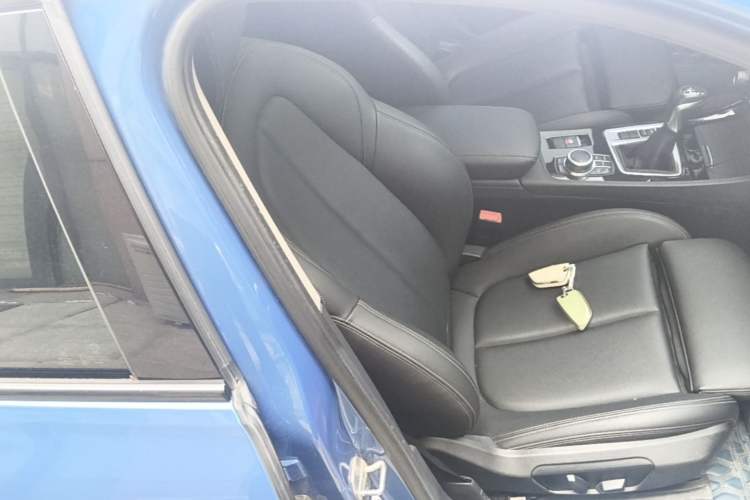 Used BMW 1 Series 2019 118i M Sport Package Right Front Seat