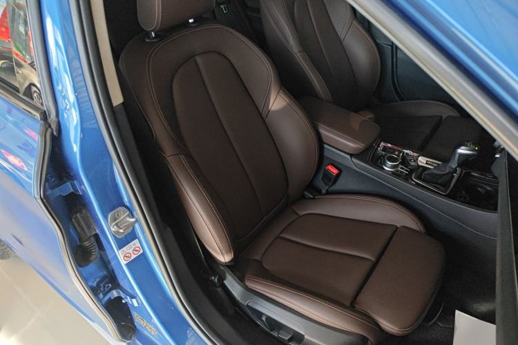 Used BMW 1 Series 2019 118i M Sport Package Right Front Seat