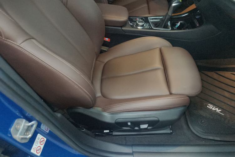 Used BMW 1 Series 2019 118i M Sport Package Right Front Seat