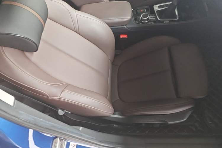 Used BMW 1 Series 2019 118i M Sport Package Right Front Seat