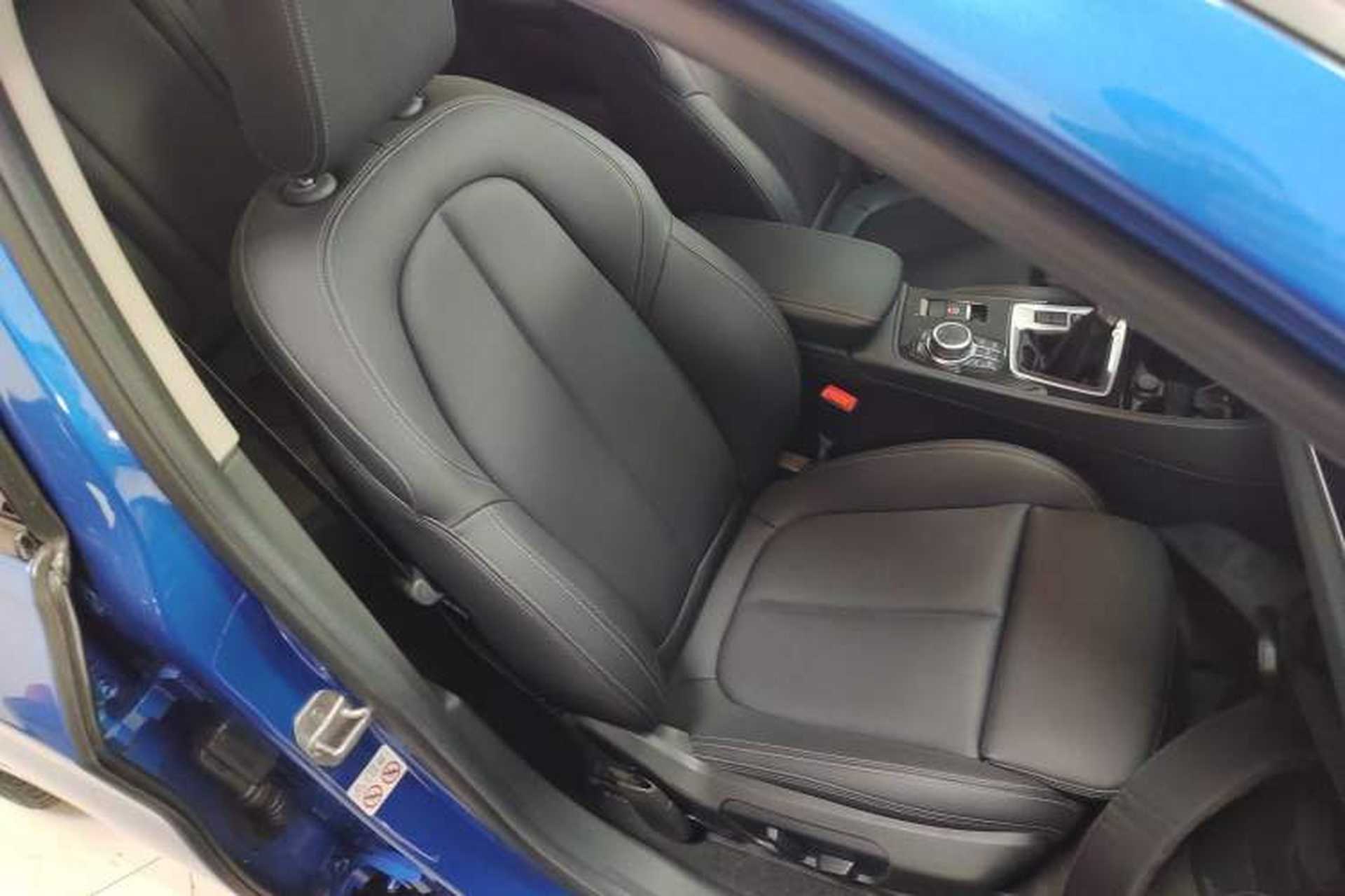 Used BMW 1 Series 2019 118i M Sport Package Right Front Seat