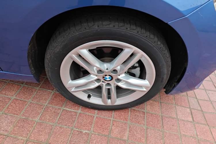 Used BMW 1 Series 2019 118i M Sport Package Right Front Wheel Hub