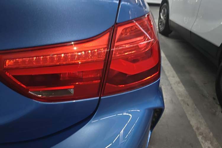 Used BMW 1 Series 2019 118i M Sport Package Right Rear Taillight