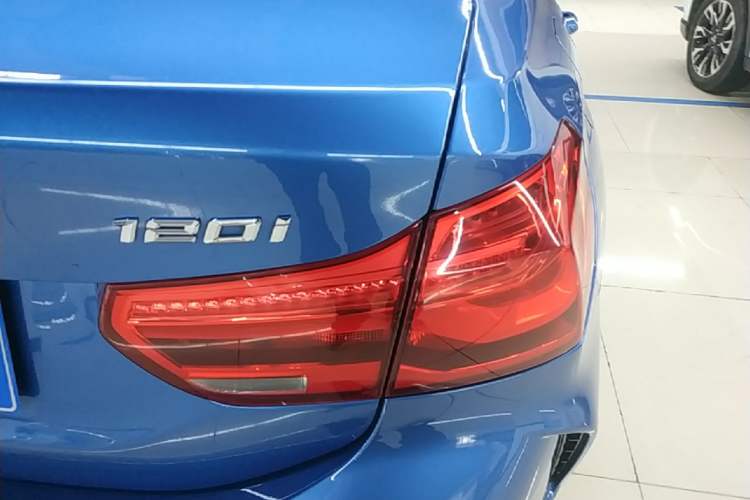 Used BMW 1 Series 2019 120i Leading Model M Sport Package Right Rear Taillight