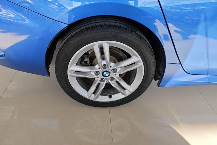 Used BMW 1 Series 2019 118i M Sport Package Right Rear Wheel Hub