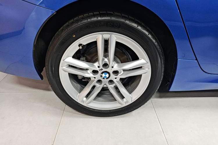 Used BMW 1 Series 2019 118i M Sport Package Right Rear Wheel Hub