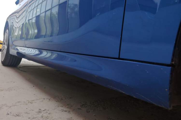 Used BMW 1 Series 2019 120i Leading Model M Sport Package Right Side Sill