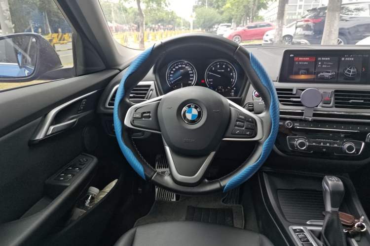 Used BMW 1 Series 2019 118i Fashion Model Steering Wheel