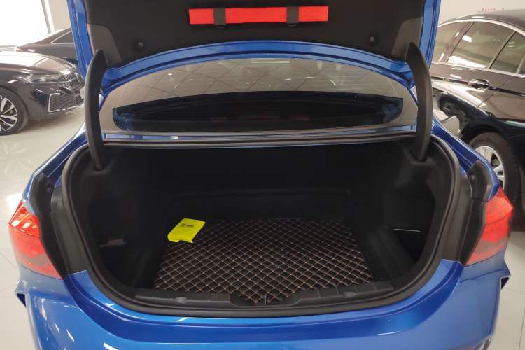 Used BMW 1 Series 2019 118i M Sport Package Trunk