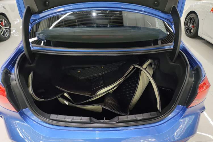 Used BMW 1 Series 2019 118i M Sport Package Trunk