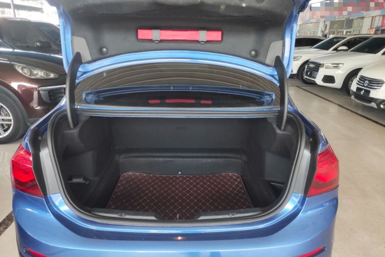 Used BMW 1 Series 2019 118i Fashion Model Trunk