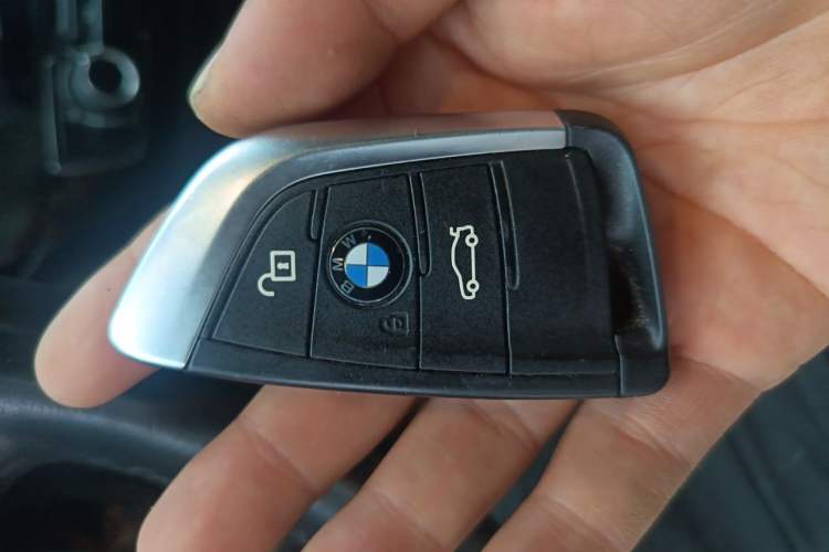 Used BMW 1 Series 2019 118i M Sport Package Vehicle Key