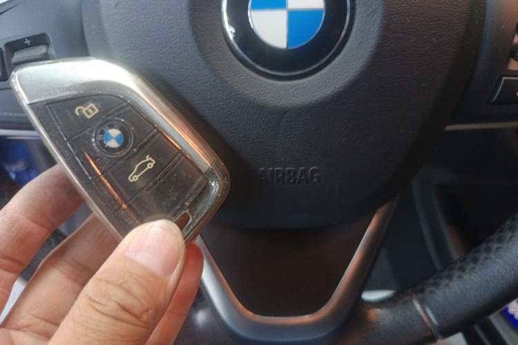 Used BMW 1 Series 2019 118i Fashion Model Vehicle Key