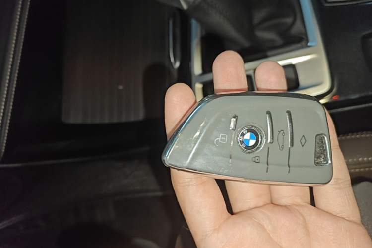 Used BMW 1 Series 2019 118i M Sport Package Vehicle Key