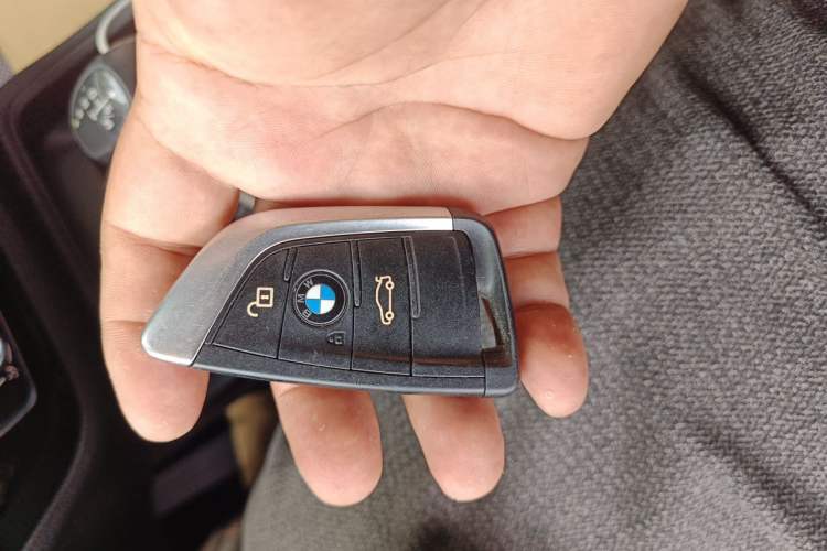Used BMW 1 Series 2019 118i Fashion Model Vehicle Key