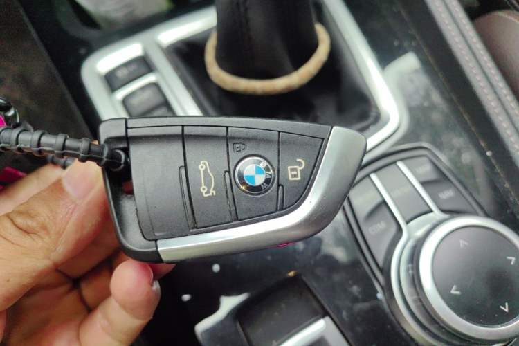 Used BMW 1 Series 2019 118i M Sport Package Vehicle Key