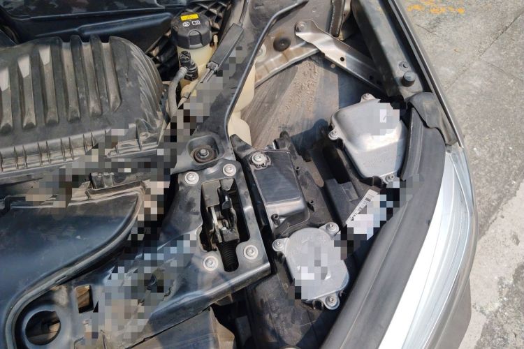 Used BMW 1 Series 2019 118i M Sport Package Engine Bay Left