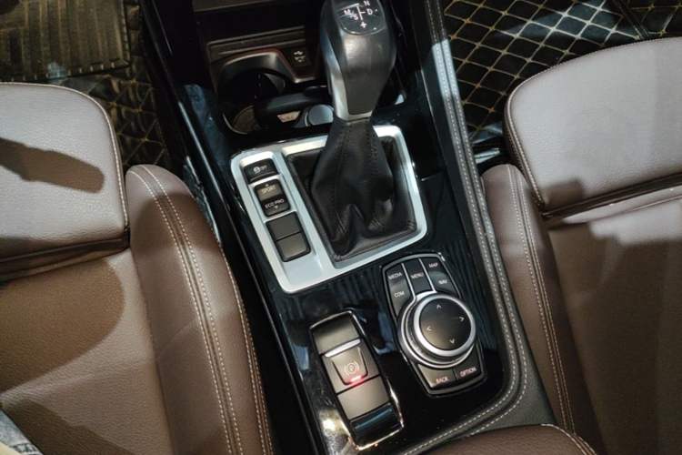 Used BMW 1 Series 2019 118i M Sport Package Gear Lever