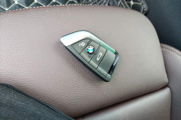 Used BMW 1 Series 2019 120i M Sport Package Vehicle Key