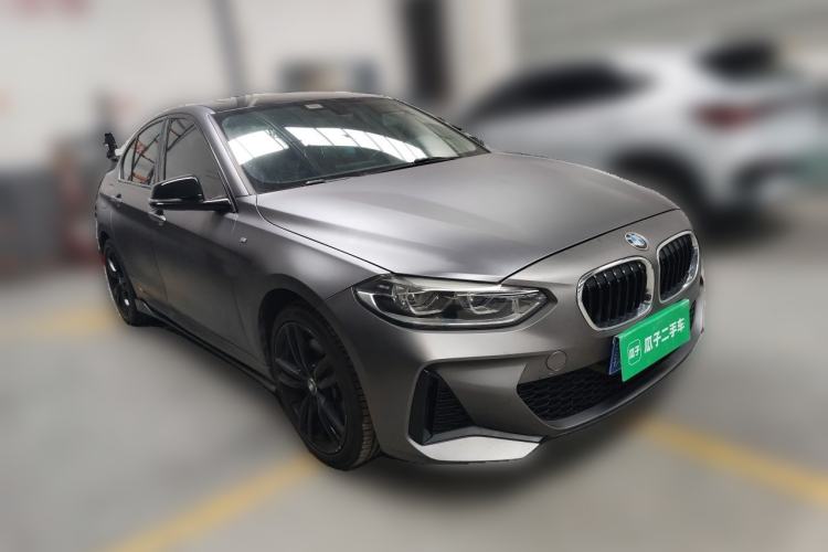 Used BMW 1 Series 2019 120i Leading Model M Sport Package Front Right 45 Deg