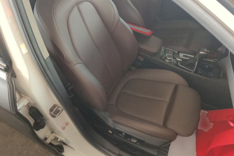 Used BMW 1 Series 2019 118i M Sport Package Right Front Seat