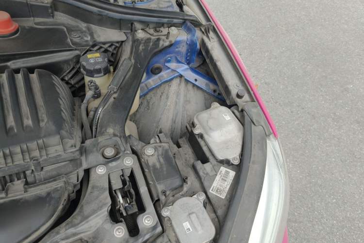 Used BMW 1 Series 2019 118i M Sport Package Engine Bay Left