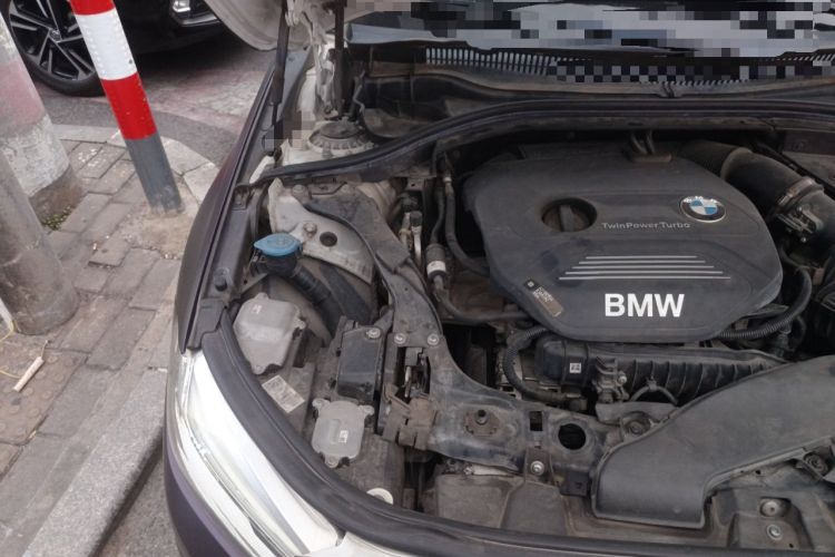Used BMW 1 Series 2019 118i Fashion Model Engine Bay Right