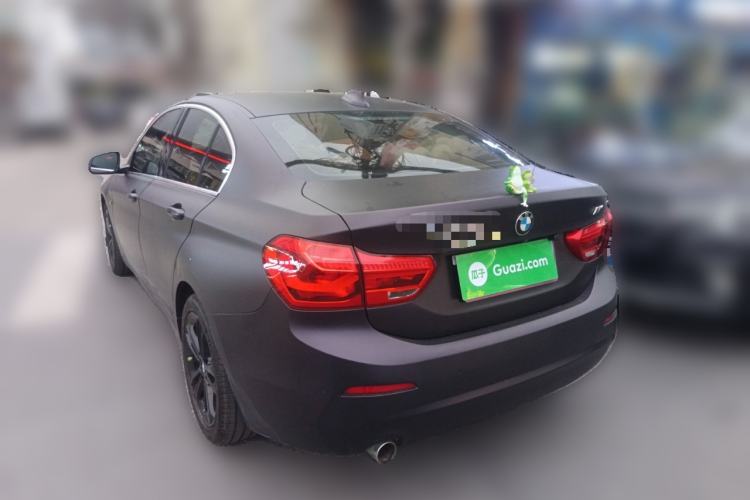 Used BMW 1 Series 2019 118i Fashion Model Rear Left 45 Deg