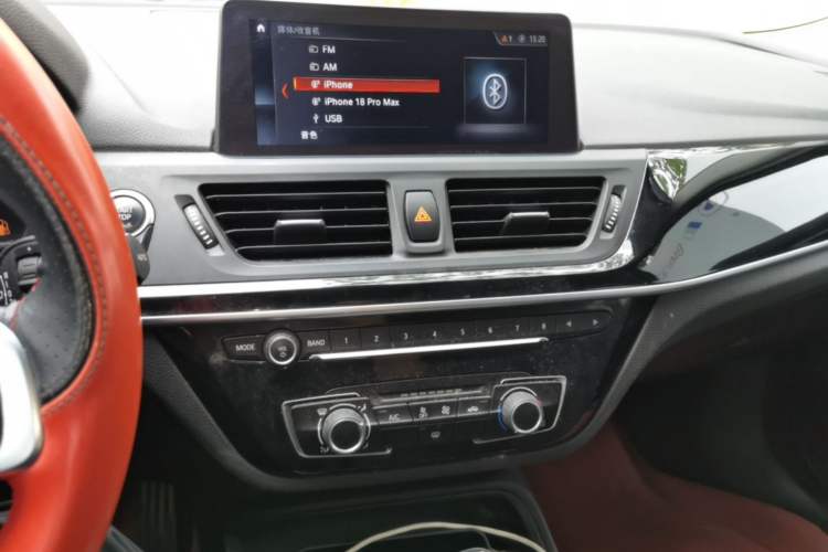 Used BMW 1 Series 2019 118i Fashion Model Audio And AC Panel