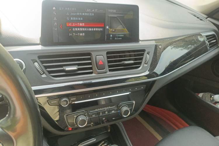 Used BMW 1 Series 2019 118i M Sport Package Audio And AC Panel