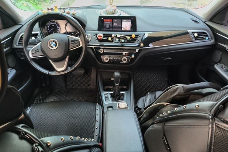 Used BMW 1 Series 2019 118i Fashion Model Center Console