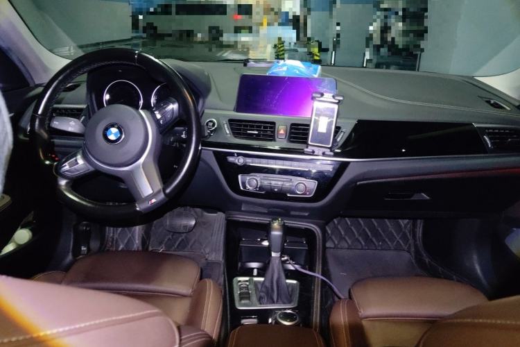 Used BMW 1 Series 2019 118i M Sport Package Center Console
