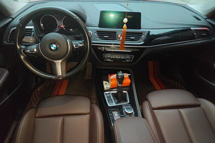 Used BMW 1 Series 2019 118i M Sport Package Center Console