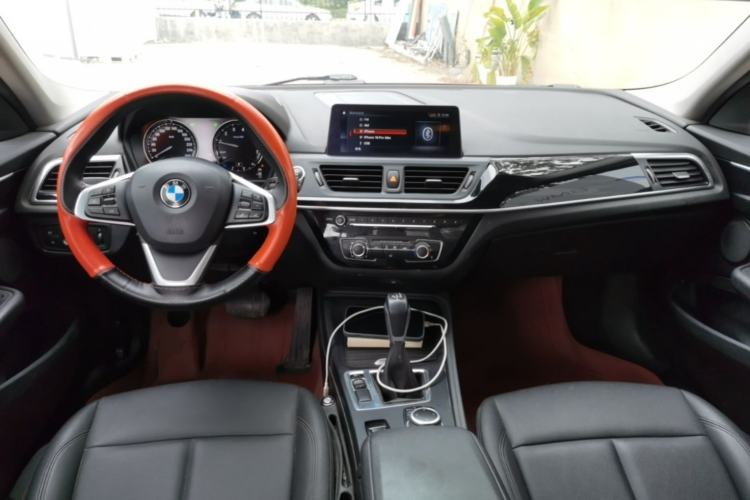 Used BMW 1 Series 2019 118i Fashion Model Center Console