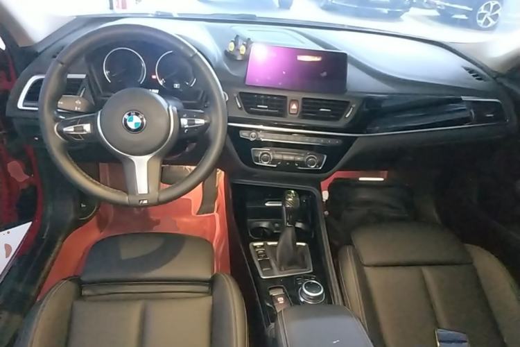 Used BMW 1 Series 2019 118i M Sport Package Center Console