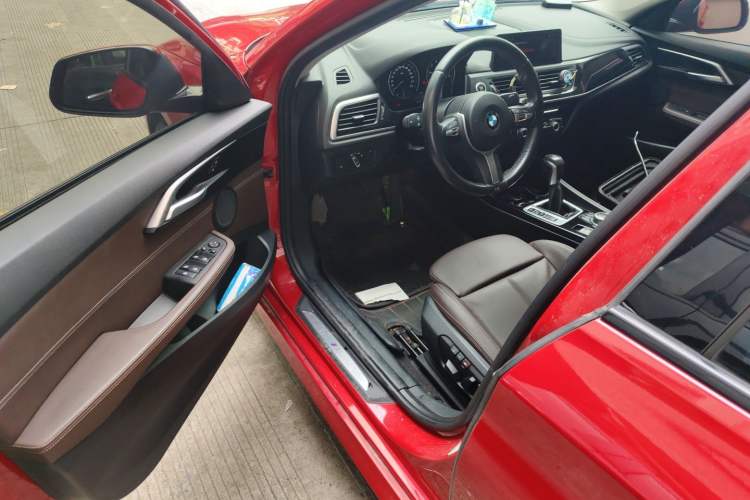 Used BMW 1 Series 2019 118i M Sport Package Driver Seat
