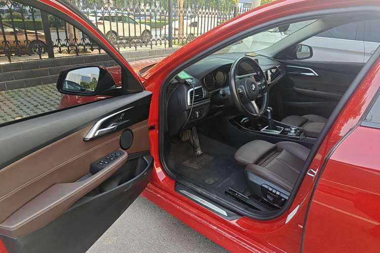 Used BMW 1 Series 2019 118i M Sport Package Driver Seat
