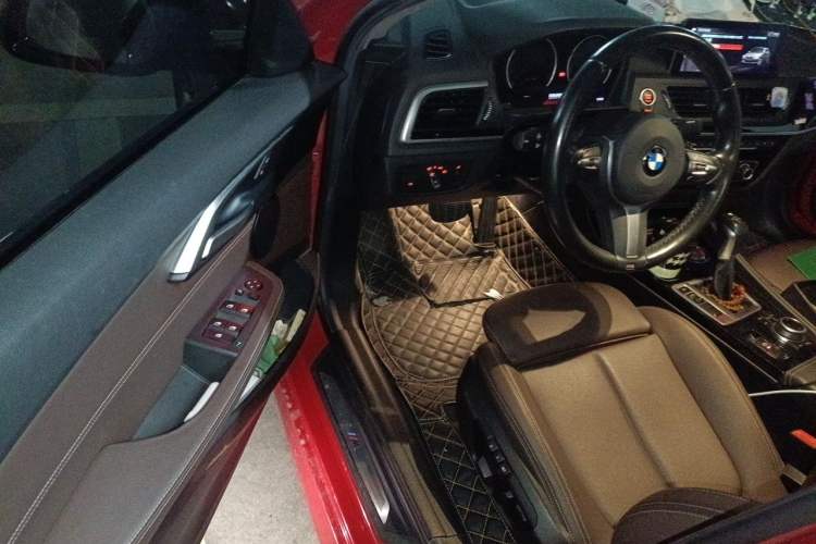 Used BMW 1 Series 2019 118i M Sport Package Driver Seat