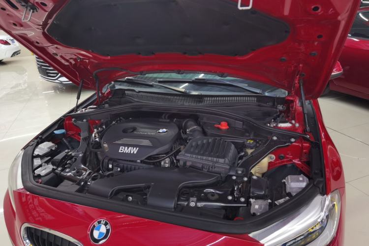 Used BMW 1 Series 2019 118i Fashion Model Engine Bay