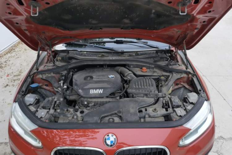 Used BMW 1 Series 2019 118i Fashion Model Engine Bay
