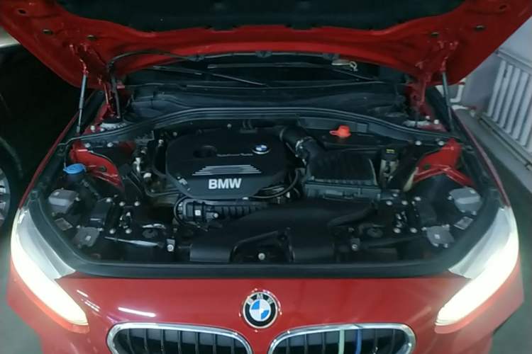 Used BMW 1 Series 2019 118i M Sport Package Engine Bay