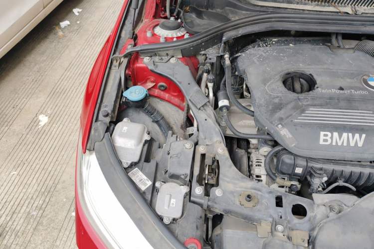 Used BMW 1 Series 2019 118i M Sport Package Engine Bay Right