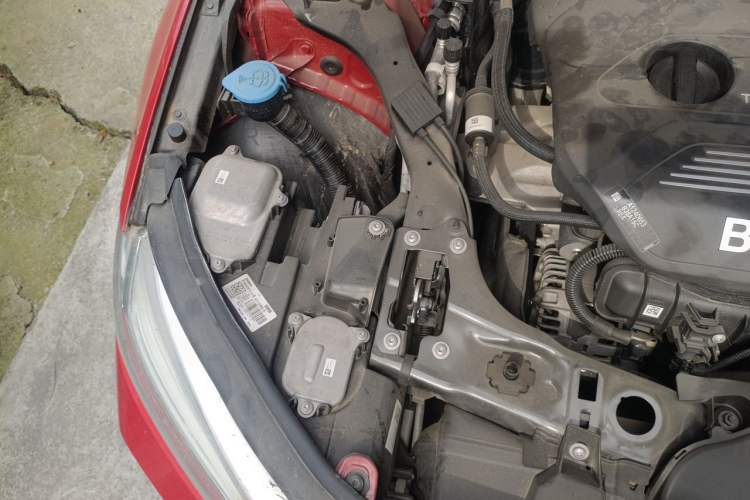 Used BMW 1 Series 2019 118i M Sport Package Engine Bay Right