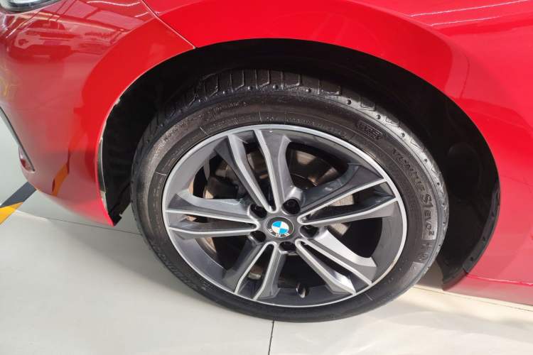 Used BMW 1 Series 2019 118i Fashion Model Exterior 7