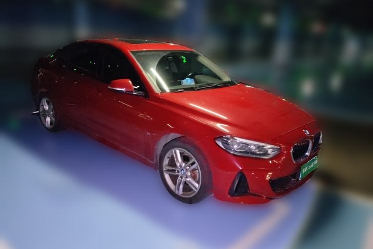 Used BMW 1 Series 2019 118i M Sport Package Front Right 45 Deg